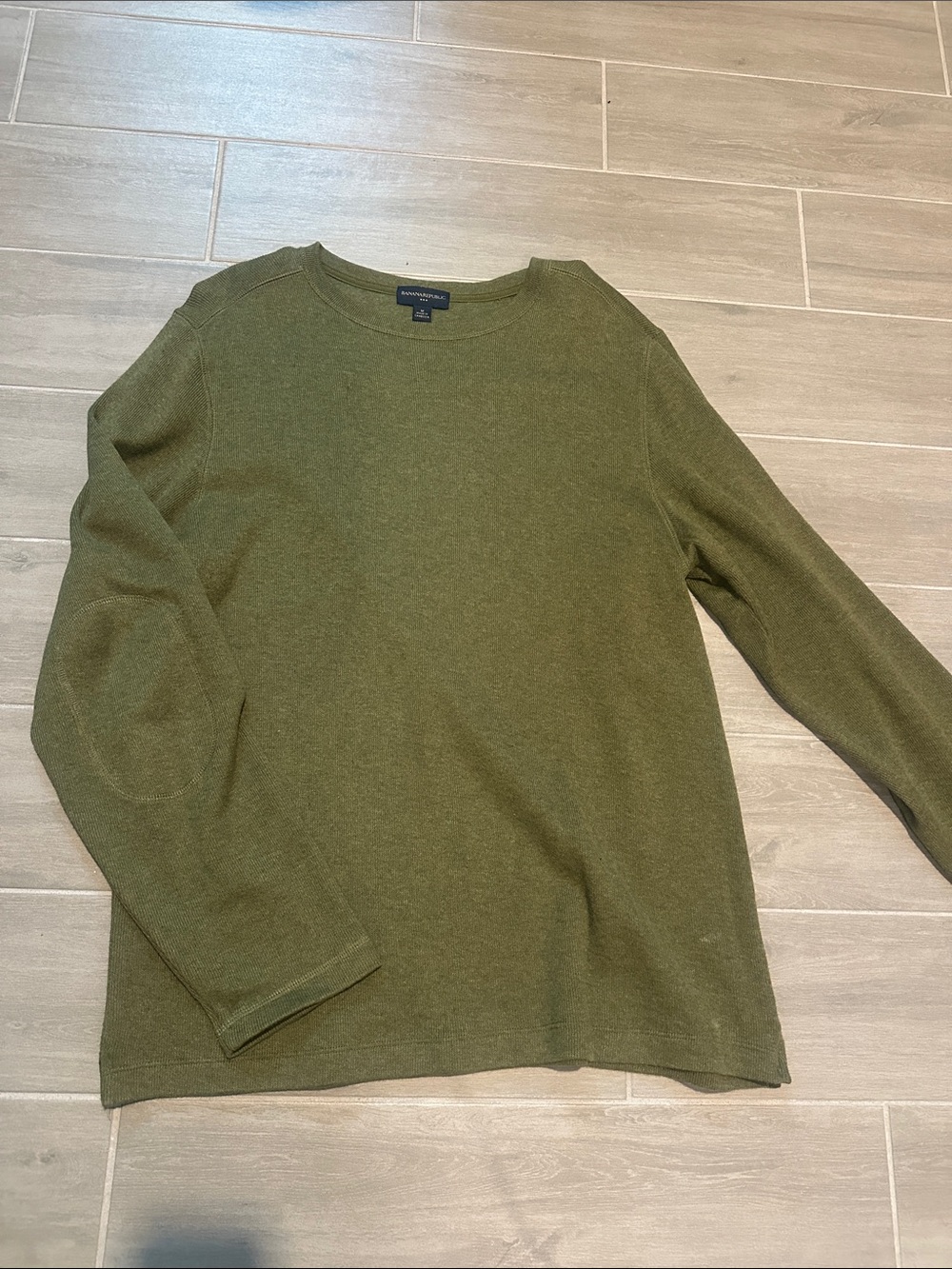 Banana Republic Men's Olive Green Long Sleeve Crew Sweater